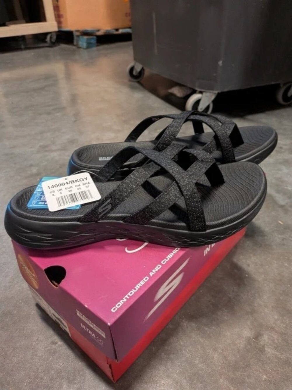 Skechers women's Go walk sandal starry skies size 8